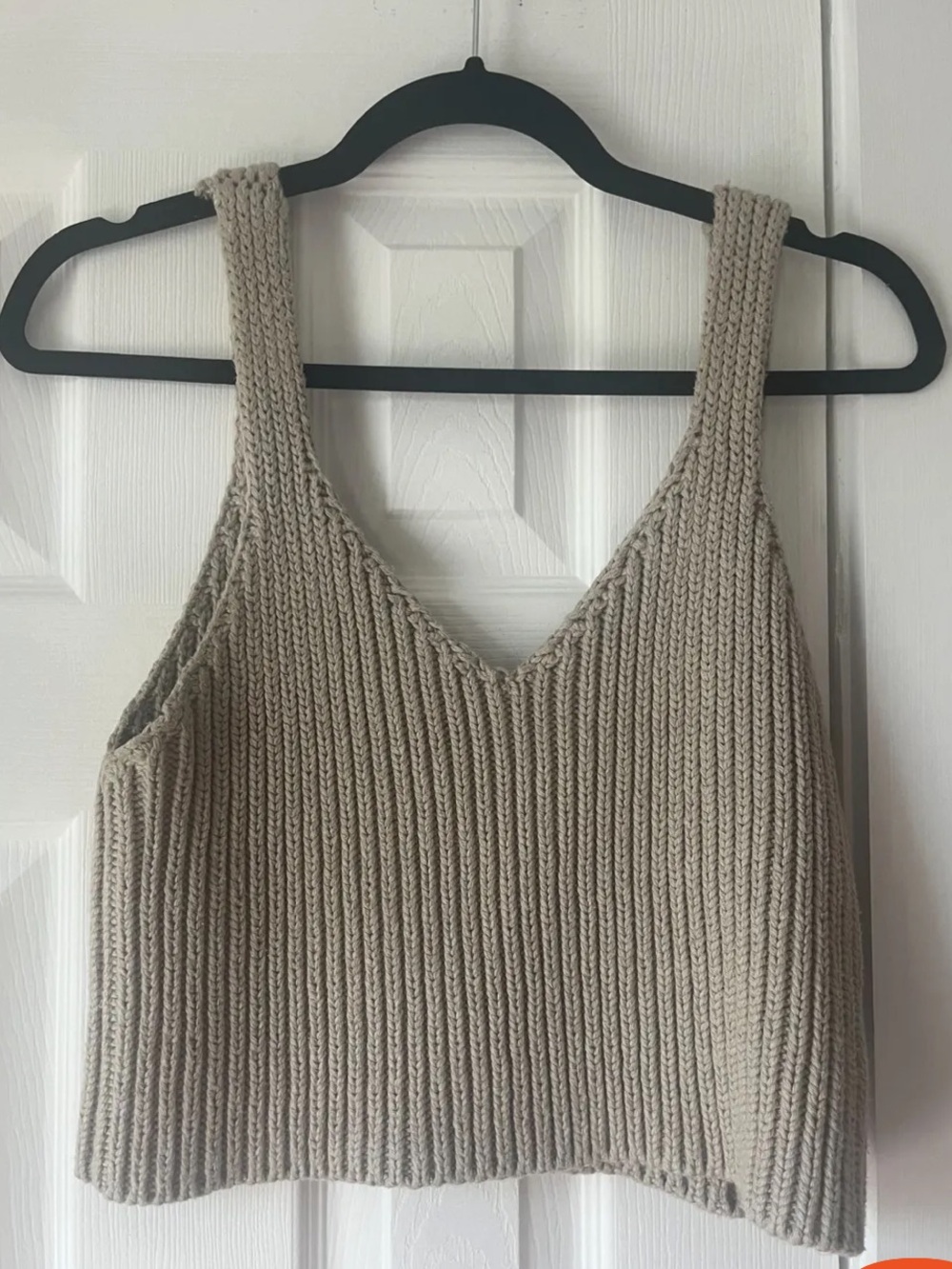 OZMA Beige Knit V‑Neck Tank Top